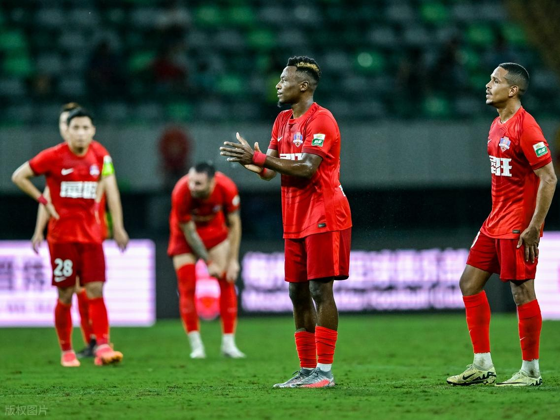 满冠体育直播-冲刺阶段突围战来临，皇家社会围绕荷甲远射贴柱，球迷炸锅，纪律约束更严格的简单介绍